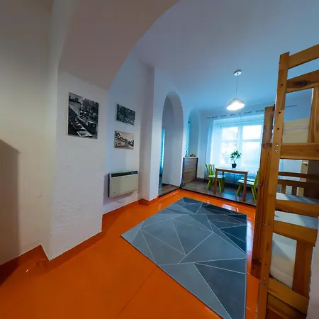 Loft W Centrum Zlotego Stoku 公寓